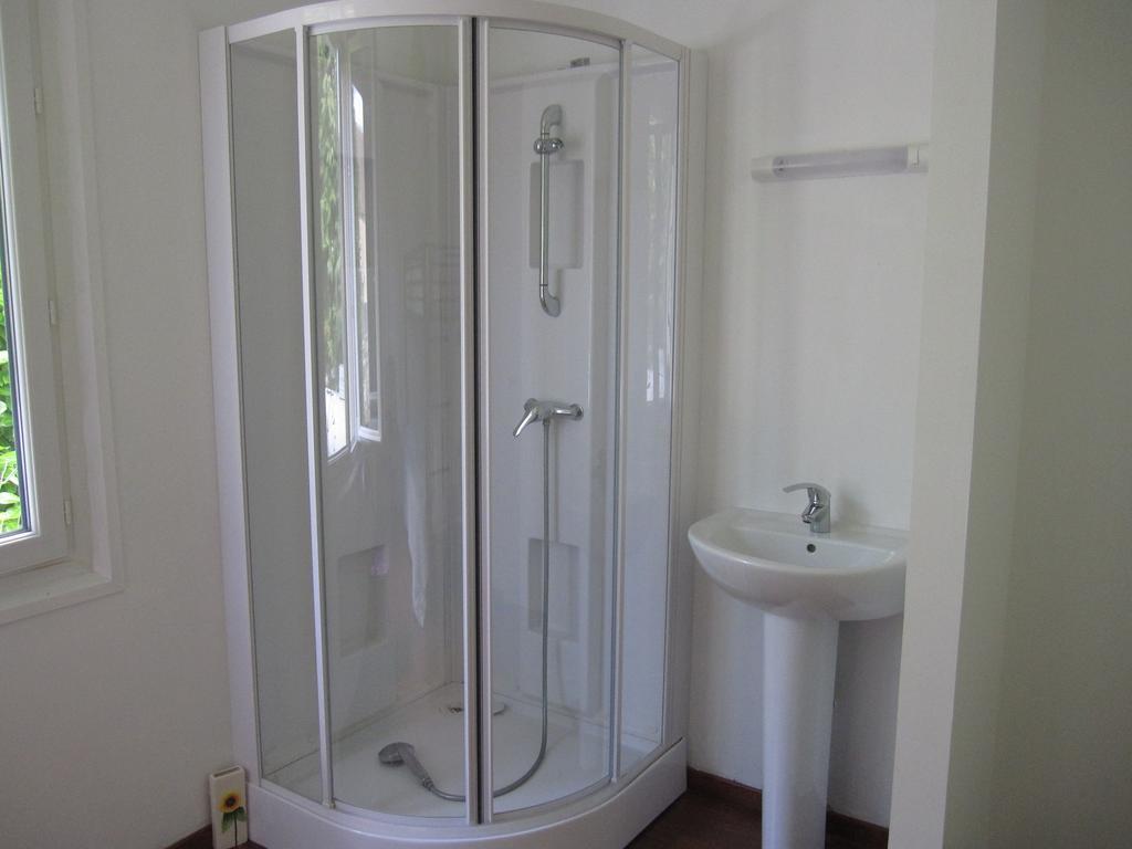 Maison avec grand jardin pour 15 couchages en Normandie Cairon Chambre photo